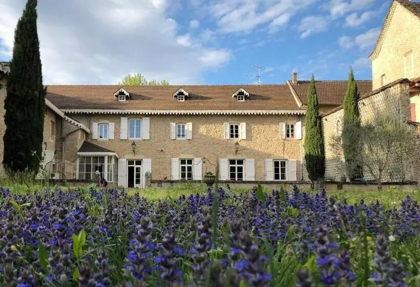 Aamiaismajoitus (B&B) Le Clos Ayanna