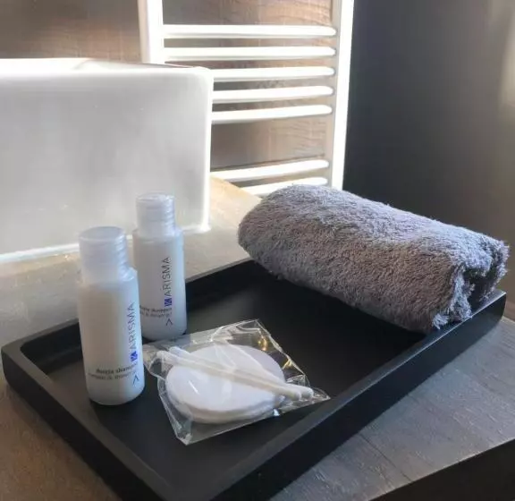 Aamiaismajoitus (B&B) Le Pigeonnier De La Farge