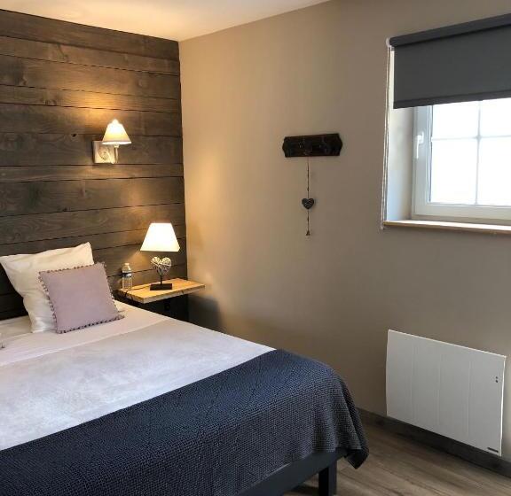 ベッドアンドブレックファースト Le Pigeonnier De La Farge