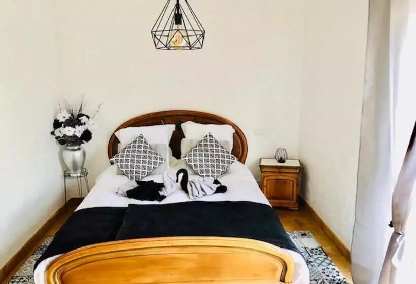 Aamiaismajoitus (B&B) Villa Santa Rita