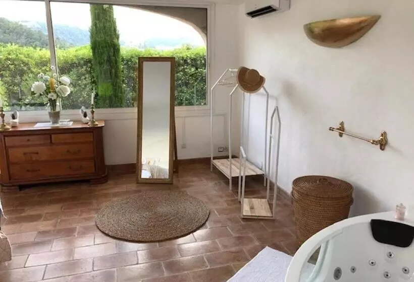 Aamiaismajoitus (B&B) Villa Santa Rita