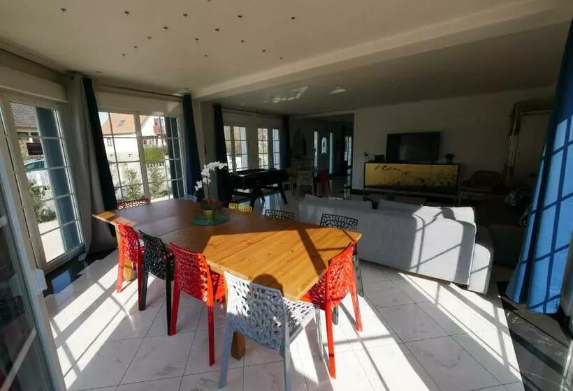 Gites Spa Strasbourg   Villa Ours   Spa Privé, Sauna, Borne D Arcade, Babyfoot