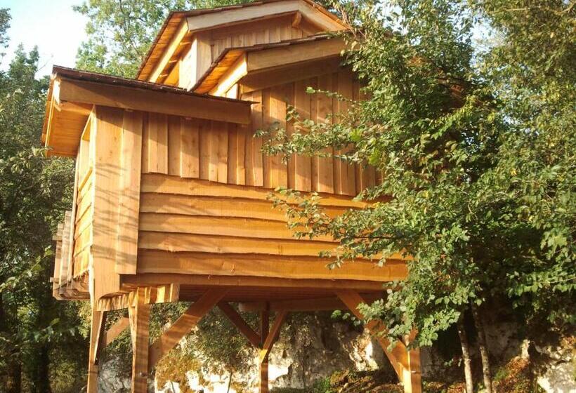 Hotel Nuits Perchées à Laroque