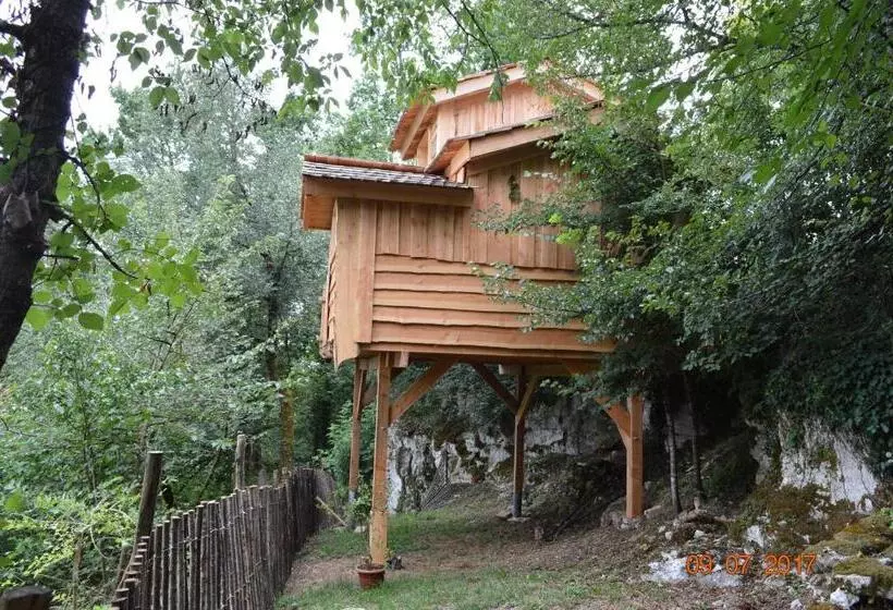 Hotelli Nuits Perchées à Laroque