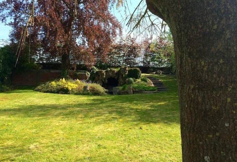 ペンション Le Carré Des Arts