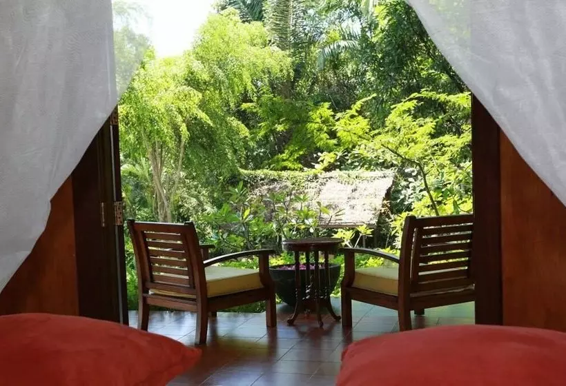 Gamrang Beach Villa With 4 Bedrooms