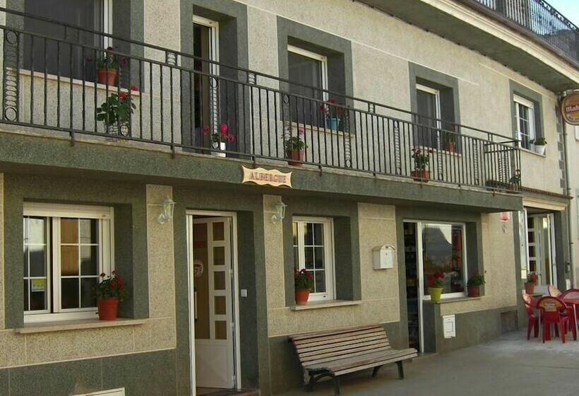 Albergue Agustina   Hostel