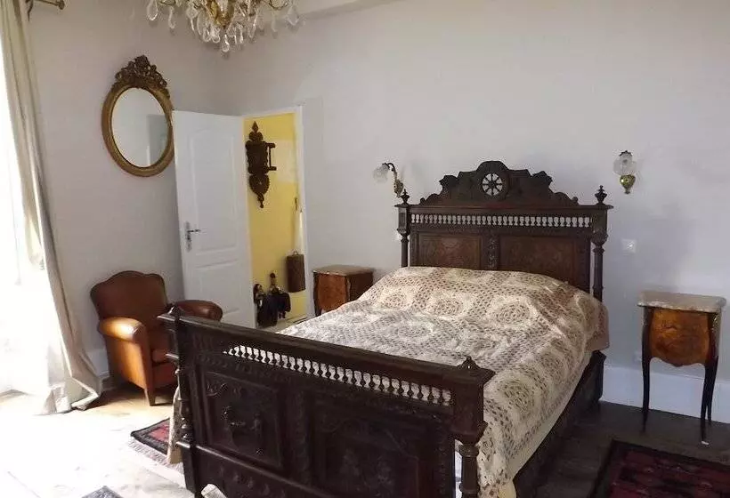 Domaine De Lalat   B&b With En Suite Bathrooms All Rooms With Garden Views