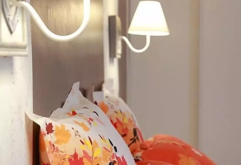 Aamiaismajoitus (B&B) La Loge Des Fées