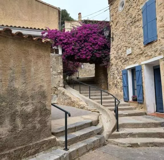 Aamiaismajoitus (B&B) Le Colibri Bleu