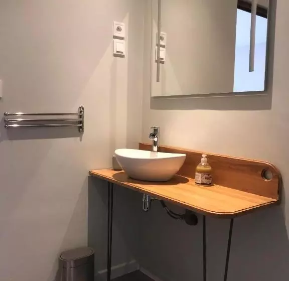 Aamiaismajoitus (B&B) Le Colibri Bleu