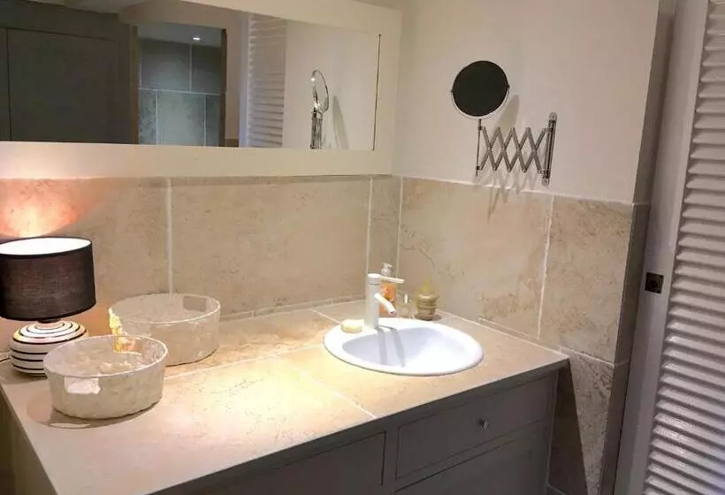 Aamiaismajoitus (B&B) Les Chapeliers