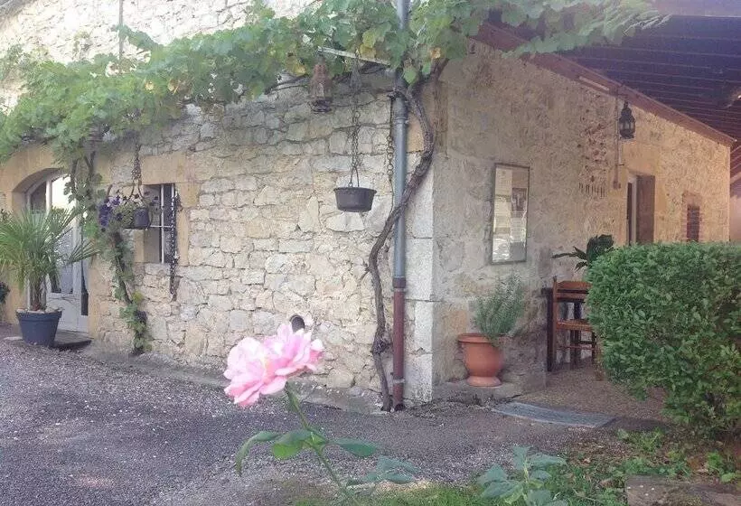 Majatalo Domaine De Granval