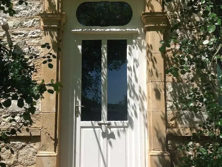 Majatalo Domaine De Granval