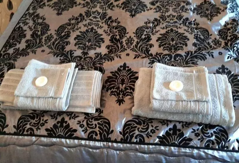 ペンション La Grande Maison Allemans