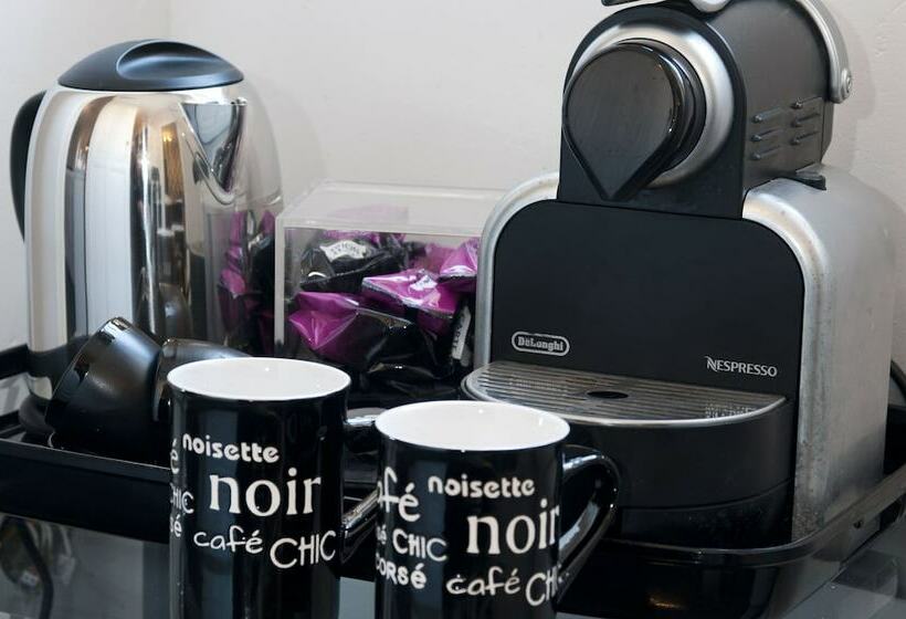 פנסיון La Grande Maison Allemans