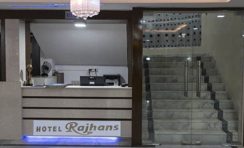 Rajhans Hotel And Resort