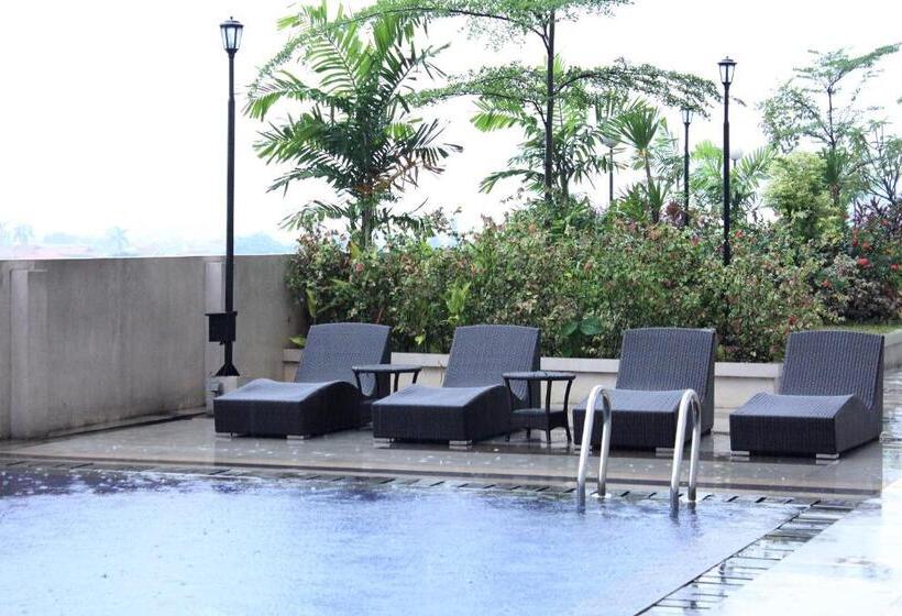 فندق صغير Oyo 266 Margonda Residence 5