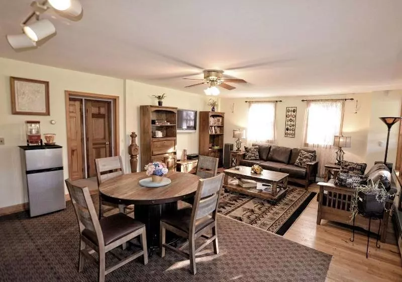 ベッドアンドブレックファースト The Sedgwick House