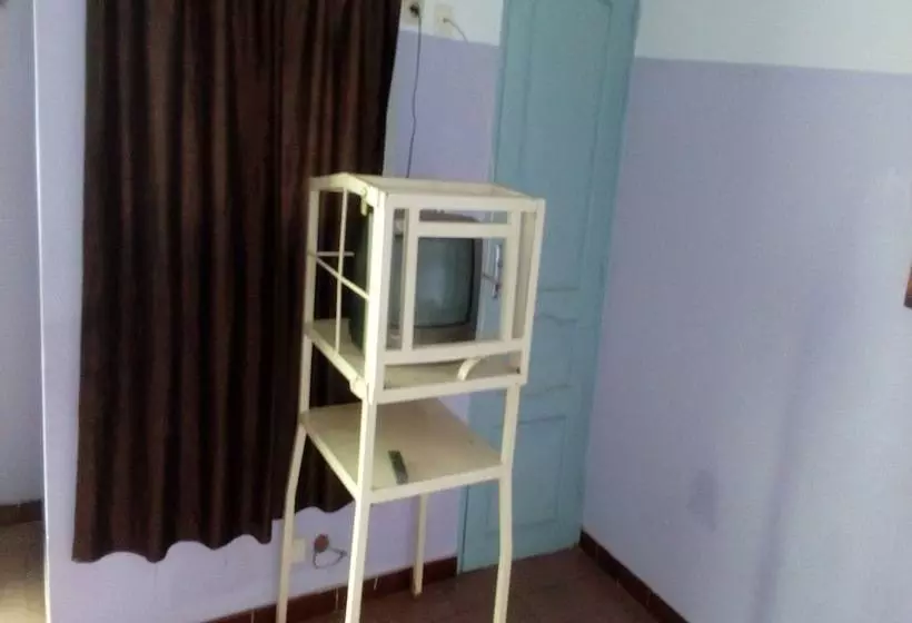 هتل Hôtel Le Bahut