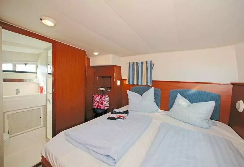 Hotelli Hausboote In Niderviller