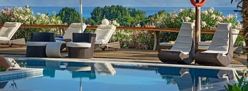 Iakovakis Suites & Spa