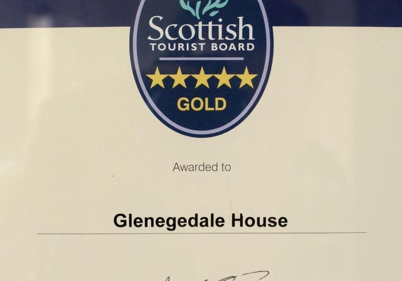 بنسيون Glenegedale House