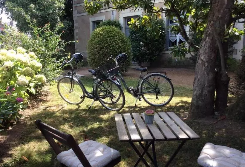 Majatalo Il était Une Fois Chez Moi