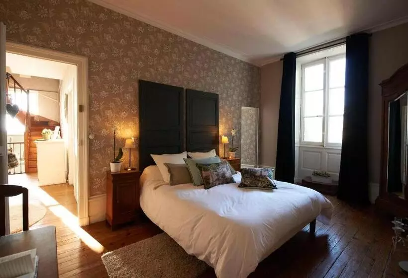 Majatalo Il était Une Fois Chez Moi