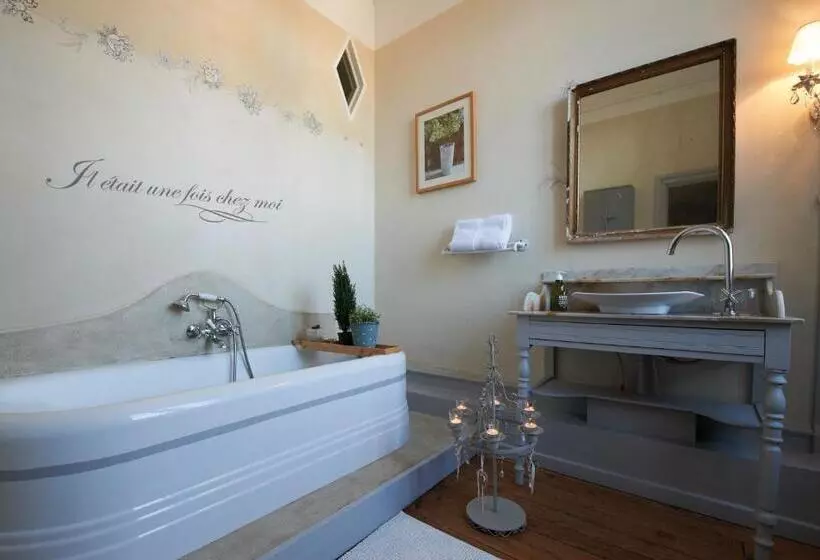 Majatalo Il était Une Fois Chez Moi