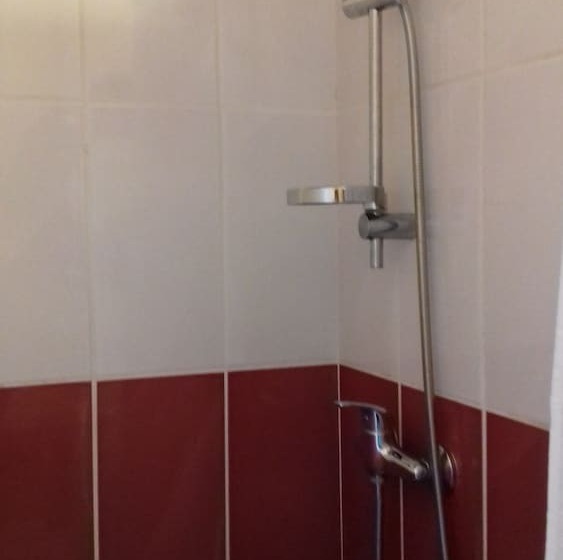 פנסיון Les Gîtes Insolites De L Etang D Anty