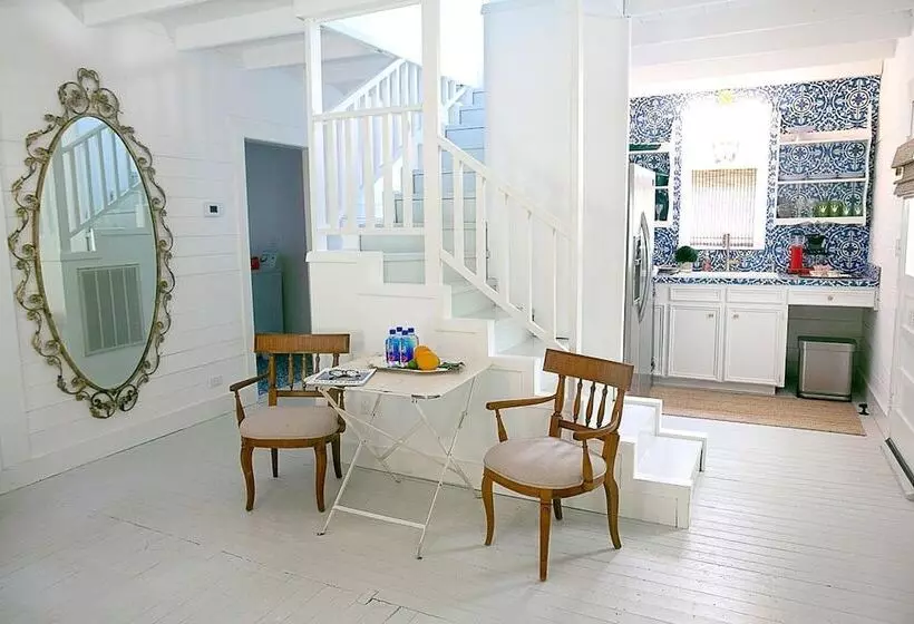 Majatalo The Frenchie