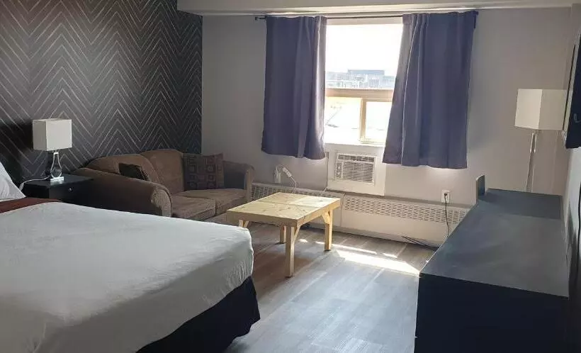 ホテル New Frontier