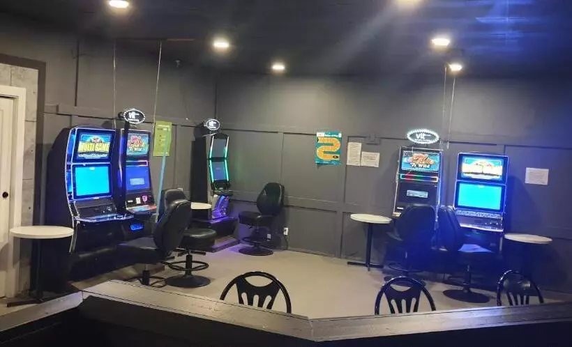 ホテル New Frontier