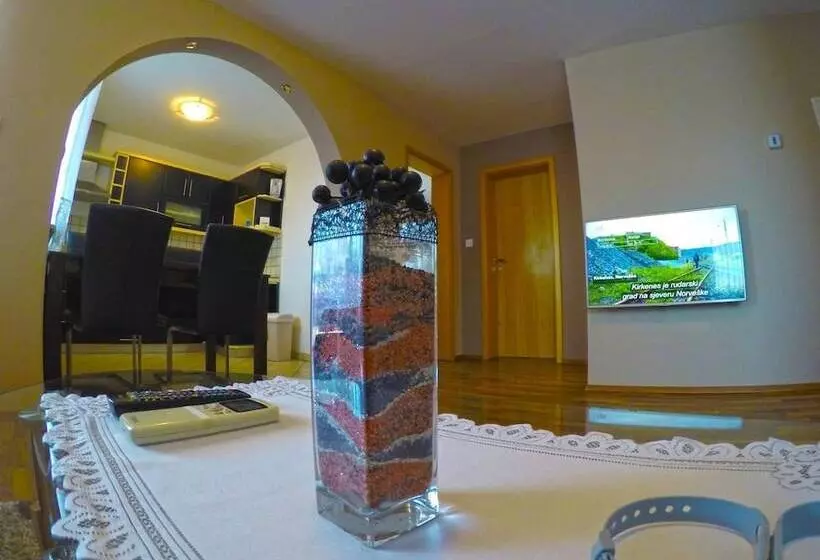 Majatalo Apartments And Rooms Rea
