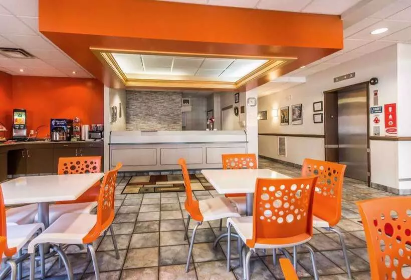 هتل Red Roof Inn Johnstown