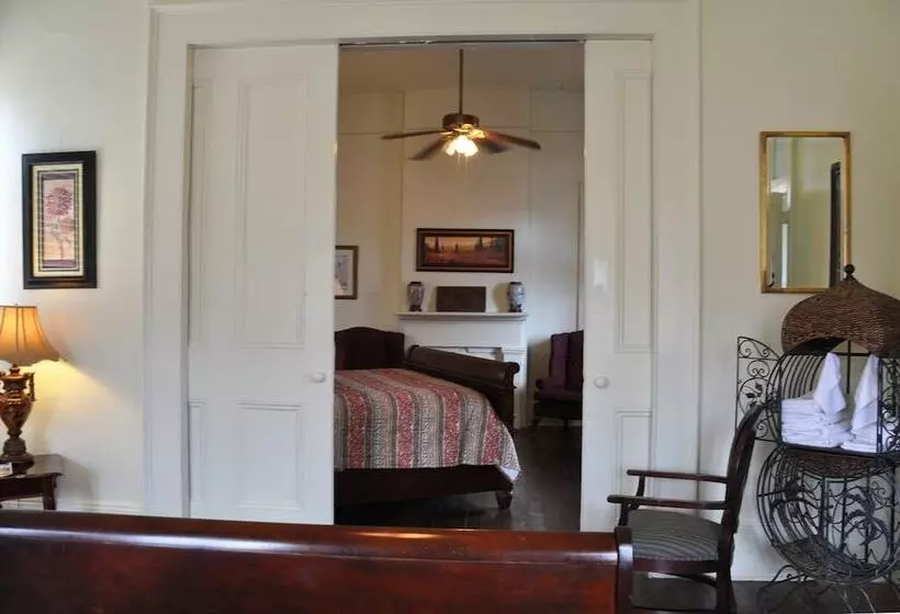 酒店 Historic Mardi Gras Inn