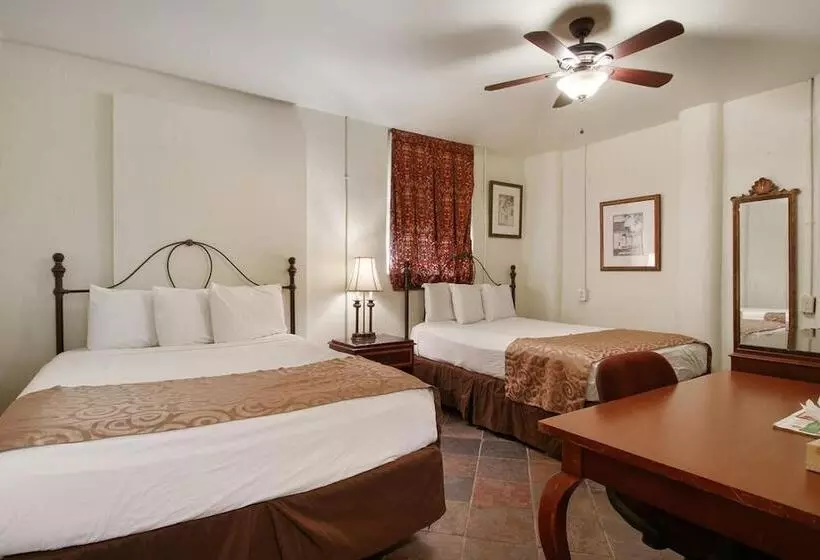 酒店 Historic Mardi Gras Inn