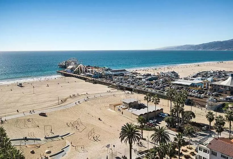 ホテル Ocean Lodge Santa Monica Beach