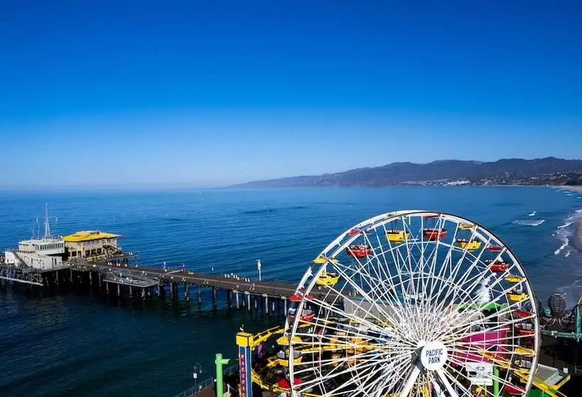 ホテル Ocean Lodge Santa Monica Beach