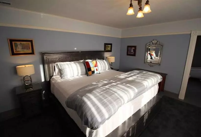 호텔 Old Thyme Inn