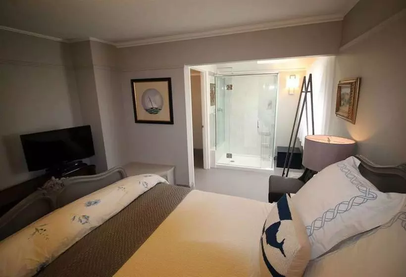 호텔 Old Thyme Inn