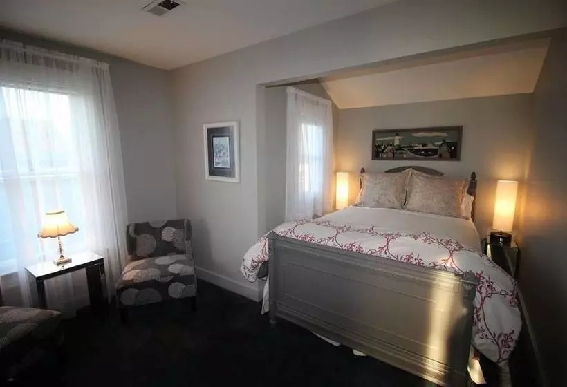 호텔 Old Thyme Inn