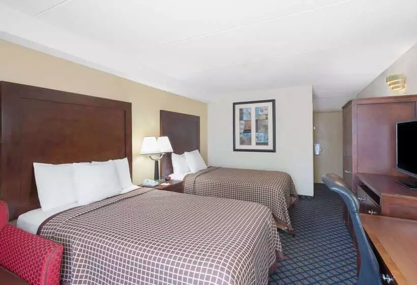 Motel Days Inn By Wyndham Geneva/finger Lakes