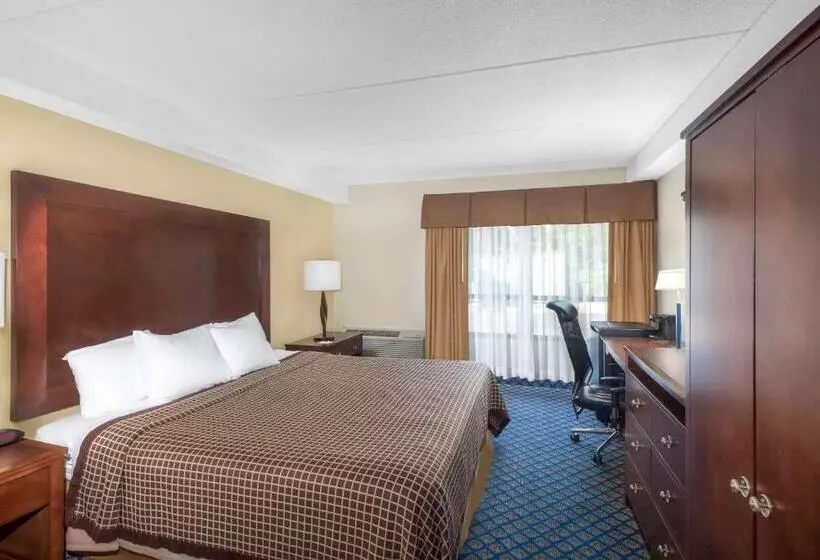 Motel Days Inn By Wyndham Geneva/finger Lakes