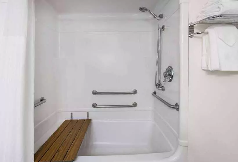 مُتل Days Inn By Wyndham Penn State