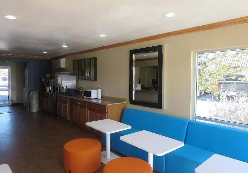 モーテル Howard Johnson By Wyndham Odessa Tx