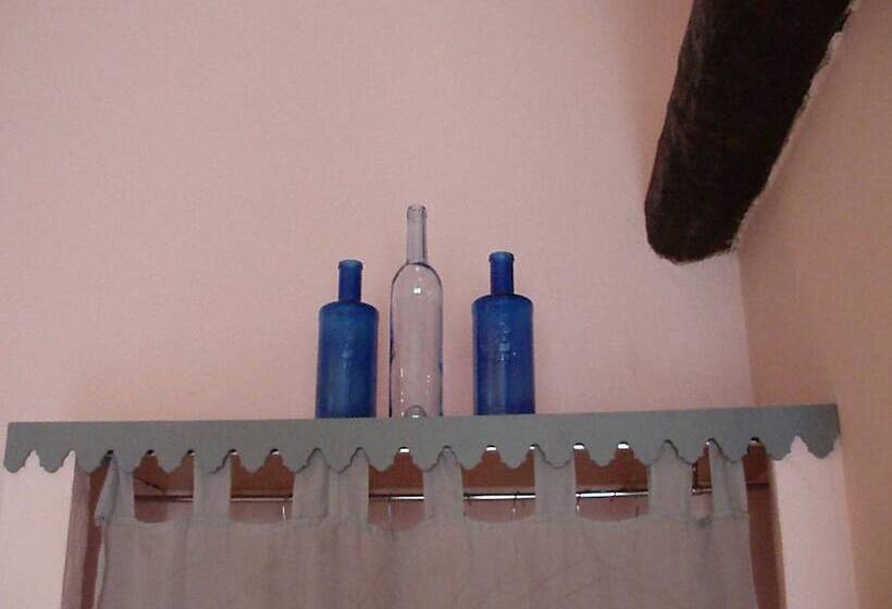 פונדק Casa Candana