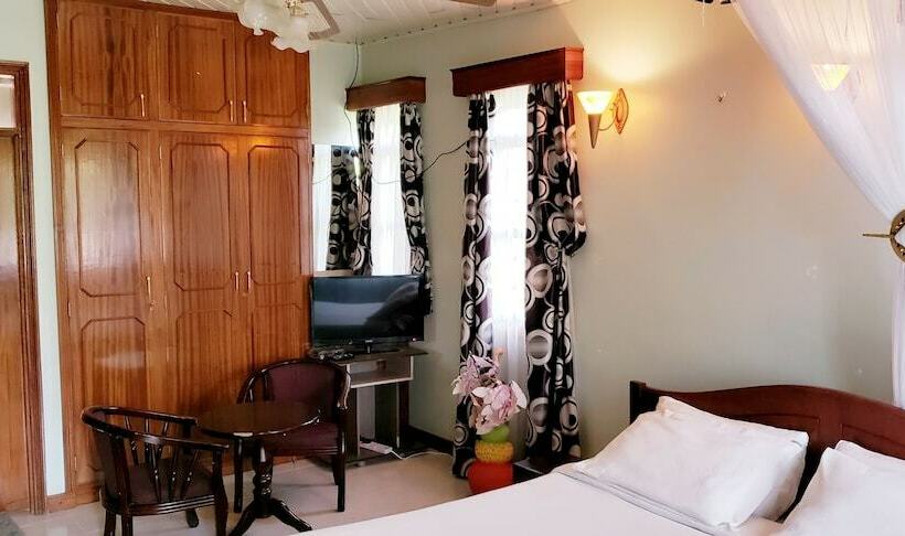 پانسیون Family Nest Guest House