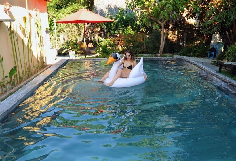 پانسیون Mountain House Villa